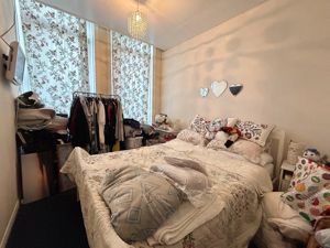 Flat One Bedroom Two- click for photo gallery